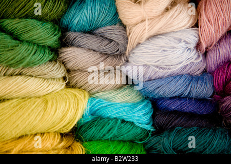 Matasse di biancheria multicolore Foto Stock