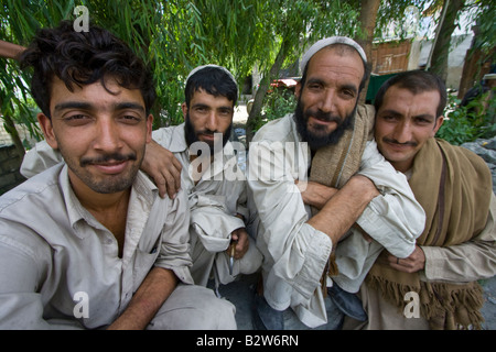 A sud di lavoratori pakistani in Hunza Valley nel Nord Pakistan Foto Stock