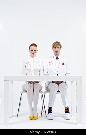 Ritratto di imprenditori che indossa badge Foto Stock