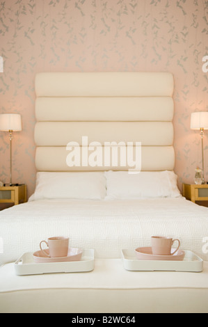 Elegante camera da letto Foto Stock