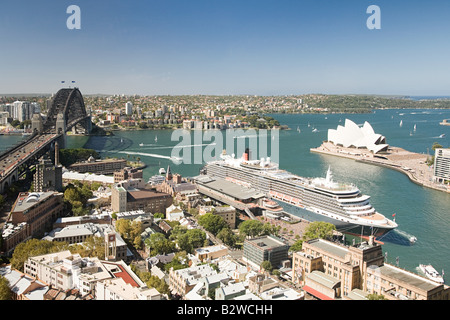 Sydney Opera House di Sydney e il Sydney Harbour Bridge Foto Stock