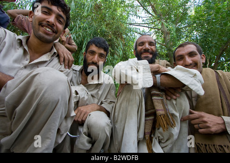 A sud di lavoratori pakistani in Hunza Valley nel Nord Pakistan Foto Stock