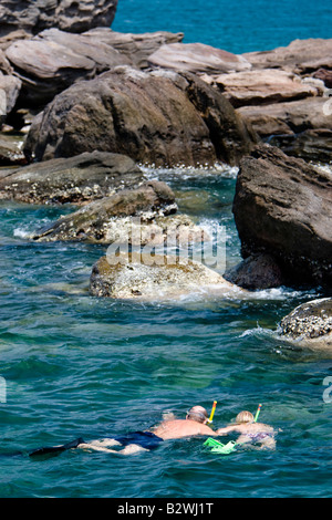 Lo snorkeling in un isola Thoi gruppo a sud dell'isola di Phu Quoc Vietnam Foto Stock