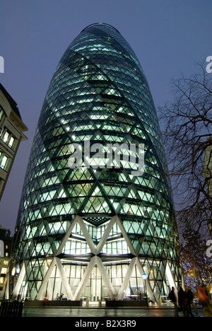 Il Gerkin edificio nel centro di Londra Foto Stock