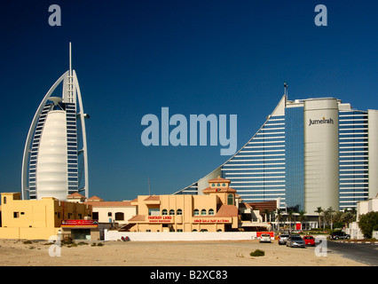 Fantasy Land Montessori nursery, Burj al Arab Hotel e Jumeirah Beach Hotel, Dubai, Emirati Arabi Uniti Foto Stock