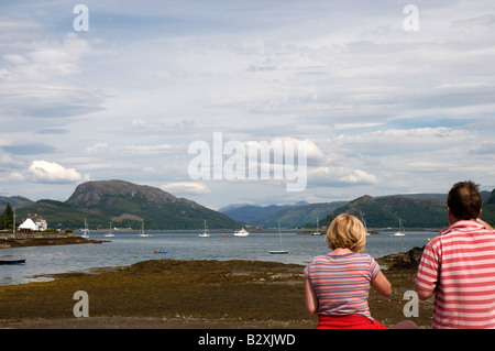 Guardando la vista da Plockton Village, Wester Ross, North West Highland Scozia Scotland Foto Stock