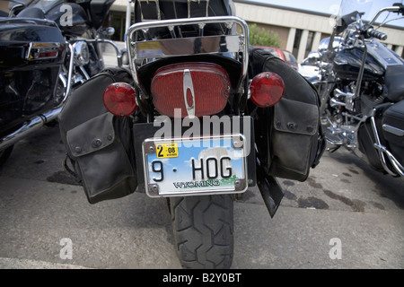 Wyoming licenza personalizzata per la lettura della piastra "Hog' sul retro di Harley al 67th Sturgis annuale Raduno motociclistico, SD Foto Stock