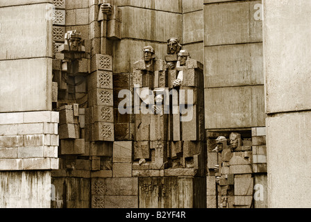 Era comunista monumento, Shumen, Bulgaria Foto Stock