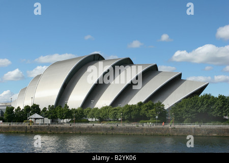 Il Clyde Auditorium conosciuto come l'Armadillo Foto Stock