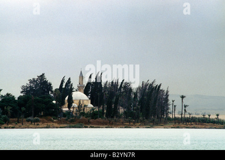 Hala Sultan Tekke Moschea Cipro Larnaca Salt Lake Foto Stock