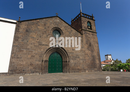 Sao Miguel Arcanjo chiesa nella città di Vila Franca do Campo. Sao Miguel island, Azzorre. Foto Stock