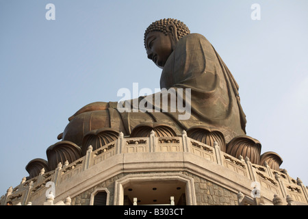 Statua del Buddha, il Monastero Po Lin, Isola di Lantau, Hong Kong, Cina Foto Stock