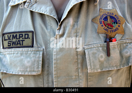 Polizia camicia uniforme di una Las Vegas Metropolitan Police Department SWAT officer Foto Stock