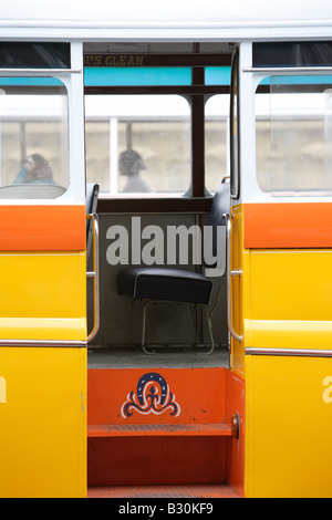 Classic Bus di Malta, close-up, ingresso Foto Stock