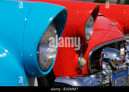 Ford Thunderbirds 1956 blu vernice rossa Foto Stock