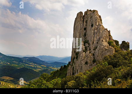 Il picco nella Dentelles, vicino Gigondas, Provenza, Francia Foto Stock