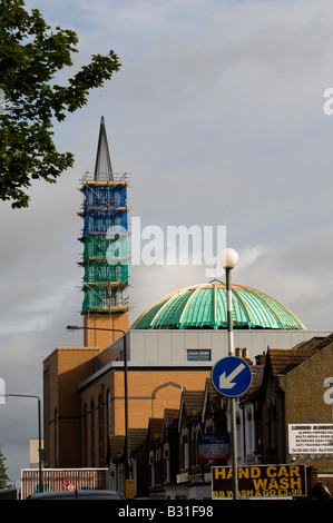 La nuova e incompiuta Harrow Moschea centrale a Harrow Foto Stock