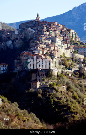 Comune di Apricale in Liguria vicino a Ventimiglia Foto Stock