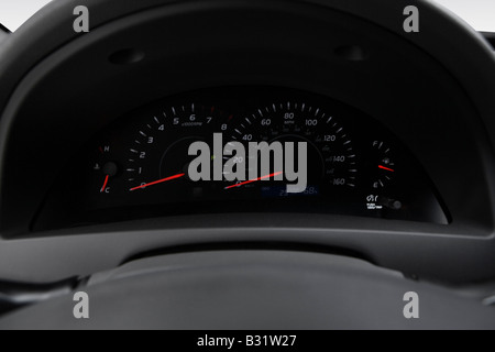 2009 Toyota Camry LE in - tachimetro/contagiri Foto Stock