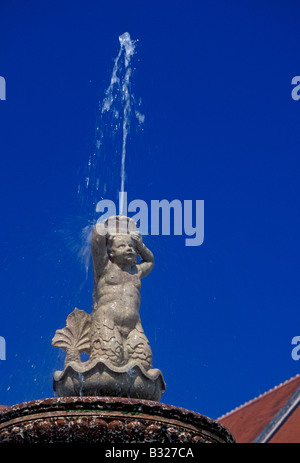 Fontana del prelato Cortile presso l'Abbazia di Melk Stift Melk abbazia benedettina città di Melk Austria Inferiore membro Austria Europa Foto Stock