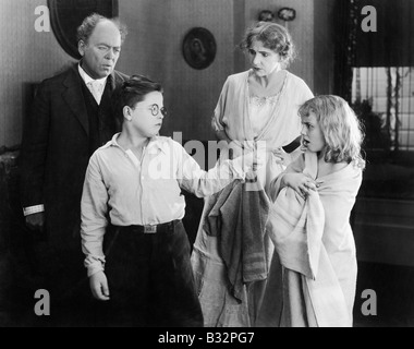 Giovane aventi argomento Foto Stock