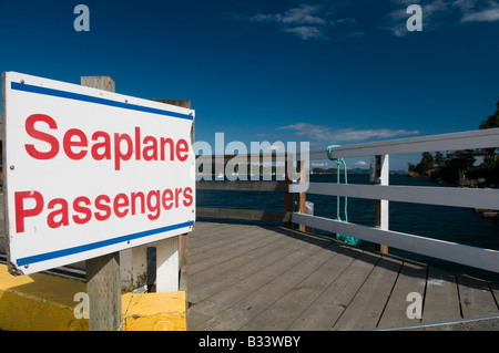 'Seaplanes dock nel porto di Gange Salt Spring Island Canada" Foto Stock