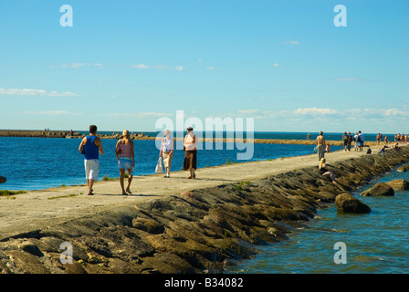 Jetty di Pirita Beach a Tallinn Estonia Europa Foto Stock