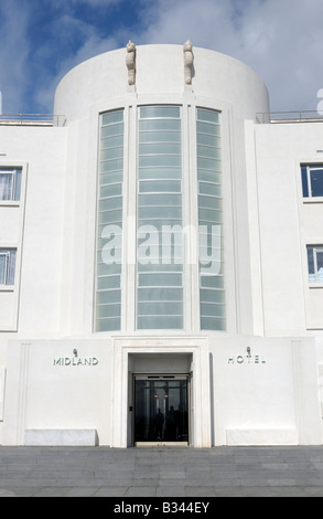 Vista frontale del Midland Hotel a Morecambe Foto Stock
