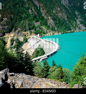 Diablo Lake & Dam, Parco Nazionale delle Cascate del Nord, Washington, Stati Uniti d'America Foto Stock