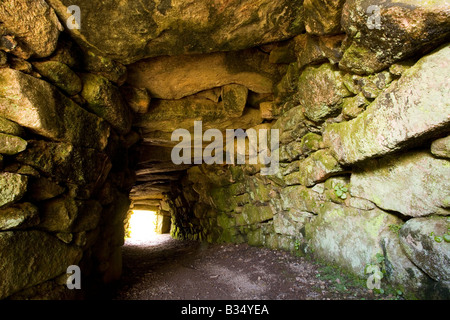 Carn Euny Età della pietra villaggio fougou sotterraneo vicino Sancreed Penwith West Cornwall Inghilterra Regno Unito Regno Unito Gran Bretagna GB Foto Stock