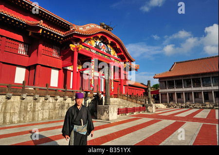Seiden, sala principale, il castello di Shuri, Naha, Okinawa, in Giappone Foto Stock