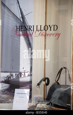 Henri Lloyd yachting negozio di abbigliamento finestra, Salcombe, Devon, Regno Unito Foto Stock