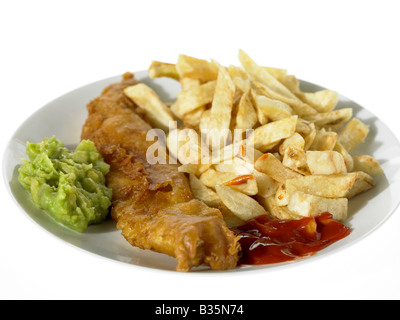 Pesce e patatine con fiacco piselli Foto Stock