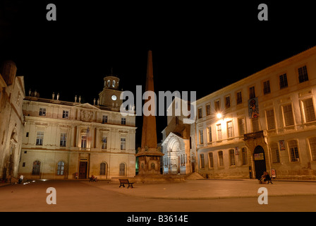 Place de la Republique in Arles, Francia Foto Stock