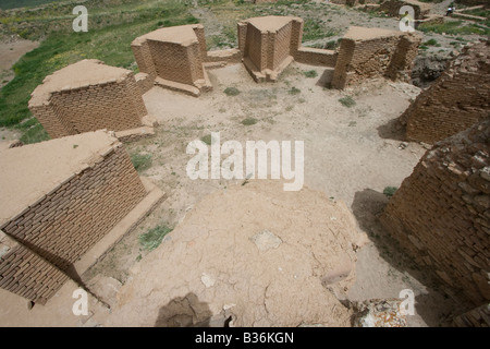 Ottagonale struttura mongolo credeva di essere ispirati dalla loro yurta a Takht e Soleiman in Iran Foto Stock