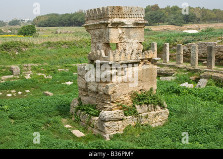 Rimane il tempio in rovine fenicie di Amrit nei pressi di Tartous in Siria Foto Stock