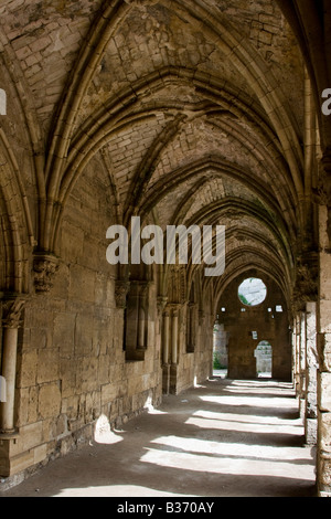 Corridoio con soffitto a volta all'interno di Crak Des Chevaliers o Al Hosn Castello dei Crociati in Siria Foto Stock