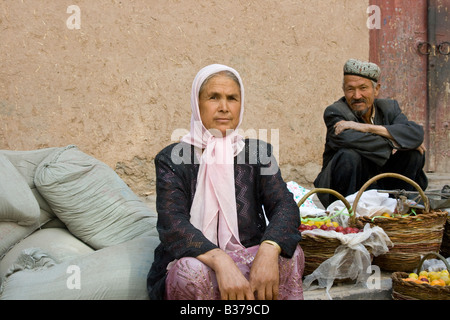 Uyghur persone a Kashgar nella provincia dello Xinjiang Cina Foto Stock