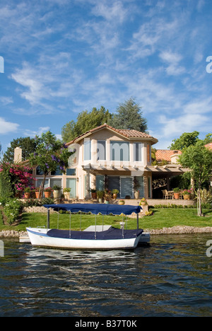 Esclusiva comunità Case e Ville lungo il lago in Westlake Village, contea di Los Angeles, California, elite e appartato city Foto Stock