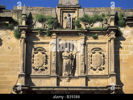 Santa Maria de los Reales Alcazares Facciata chiesa di dettaglio in Ubeda Andalusia Spagna Foto Stock