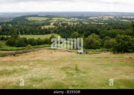 Vista in direzione di stourbridge, BRIERLEY HILL, sedgley e dudley da adams hill parte delle colline clent Worcestershire Inghilterra Regno Unito Foto Stock