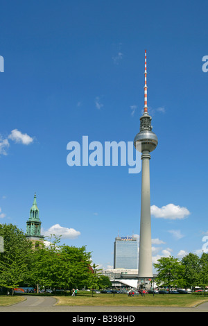 Deutschland, Berlino, Fernsehturm am Alex, Germania la Torre della TV ad Alexanderplatz Foto Stock