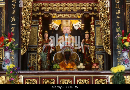 Statua del taoista di salvia Ma Zu o Ma-Chu Po ( nome originale Lin Mo Niang ) , la dea del mare , Thian Hock Keng Temple. Foto Stock