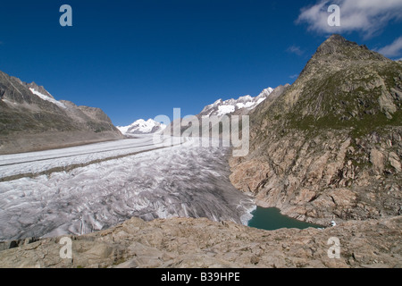 Vista panoramica sul Aletschglacier con il Märjelensee e sulle montagne circostanti Foto Stock