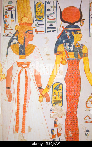 La dea Iside conduce la regina Nefertiti in terra sacra- Ashmolean Museum di Oxford Foto Stock