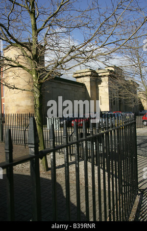 Città di Derby, Inghilterra. Il Francesco Goodwin progettato County Jail facciata. Vernon Street Jail Facciata sulla strada del sud. Foto Stock