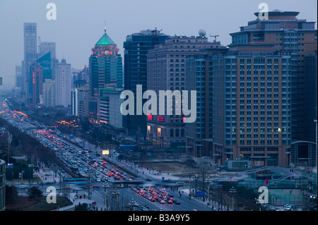 Cina, Pechino, Distretto di Chongwen, Jianguomennei Dajie Foto Stock
