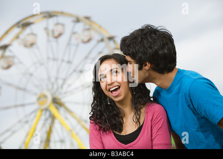 Multi-etnico adolescente matura a carnevale Foto Stock