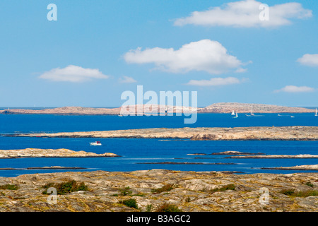 La Svezia WEST COAST SMÖGEN BOHUSLÄN VELA IN COSTA OVEST ARCIPELAGO Foto Stock