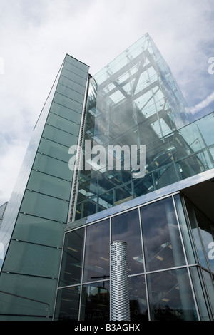 Funky via del Leicester Highcross Shopping Centre parcheggio auto. Foto Stock